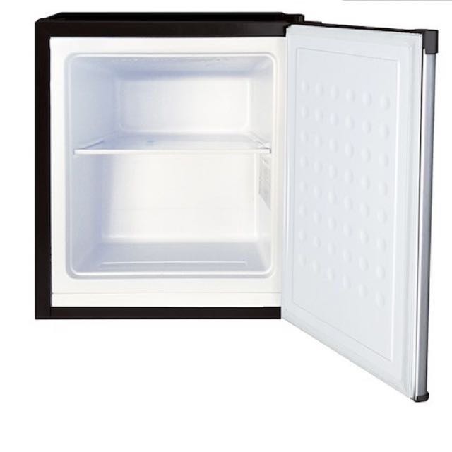 EuropAce Mini Bar Freezer (32L), TV & Home Appliances, Kitchen