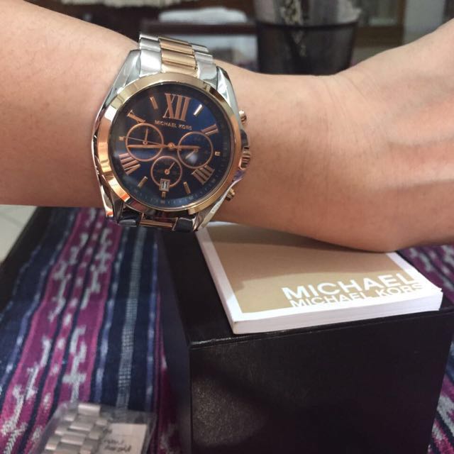 Michael Kors MK5606 (Unisex), Fesyen 