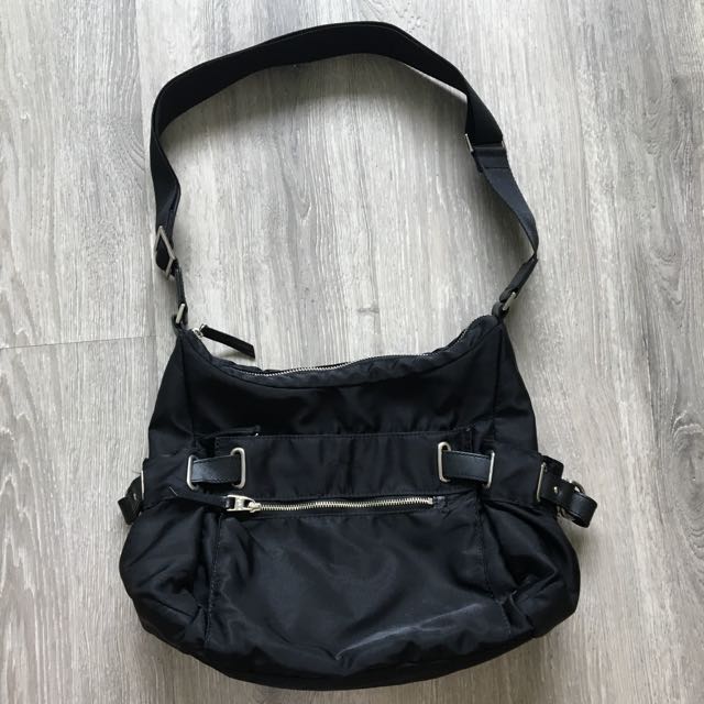 Agnes B Voyage Sling Bag