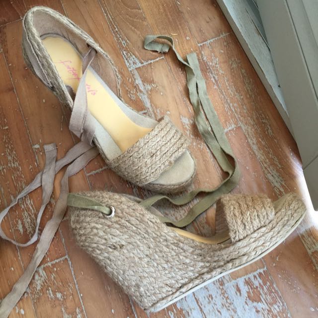 Aldo espadrille hotsell wedges