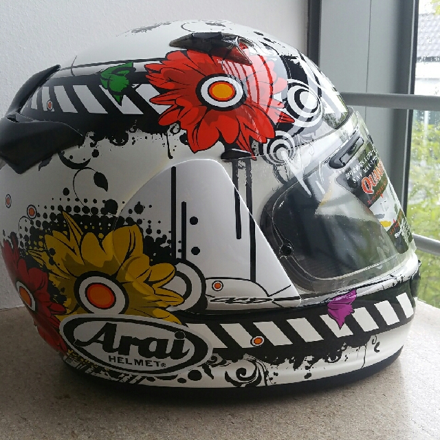 ARAI Quantum-J lady helmet NEW, Motorcycles, Motorcycle