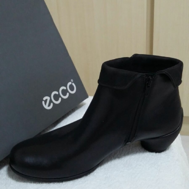 ecco boots size 40