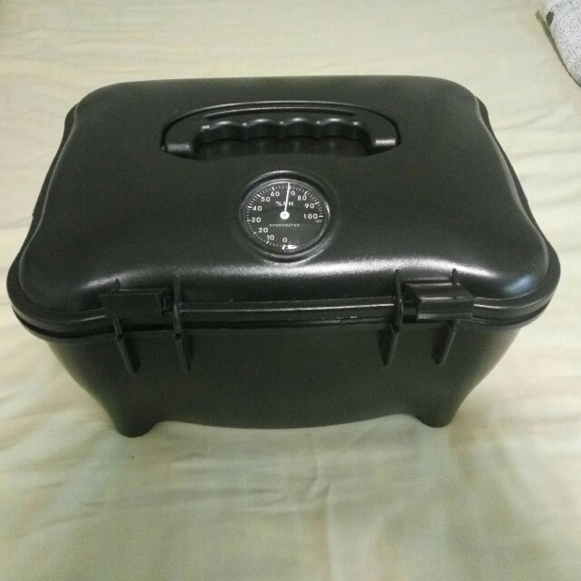 Camera Dry box, Photography, Cameras on Carousell