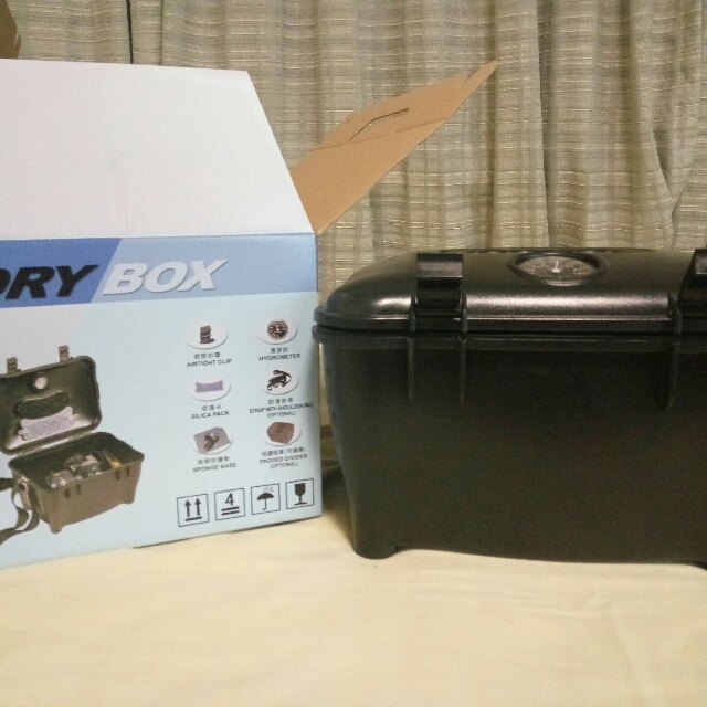 Camera Dry box, Photography, Cameras on Carousell