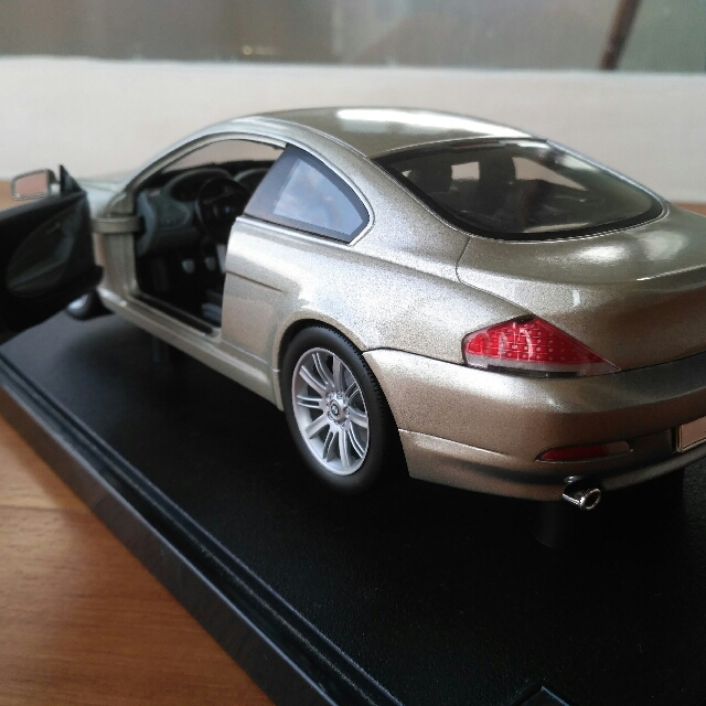 ★★ Hot Wheels ホットウィール BMW 645ci 銀 1/18 HOT WHEELS BMW645Ci Hot Wheels ホットウィール BMW 645ci 銀 1
