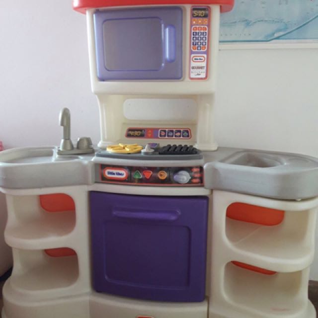 Little Tikes kitchen, Babies & Kids, Baby Nursery & Kids Furniture ...