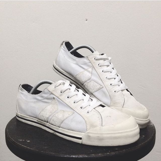 macbeth white shoes