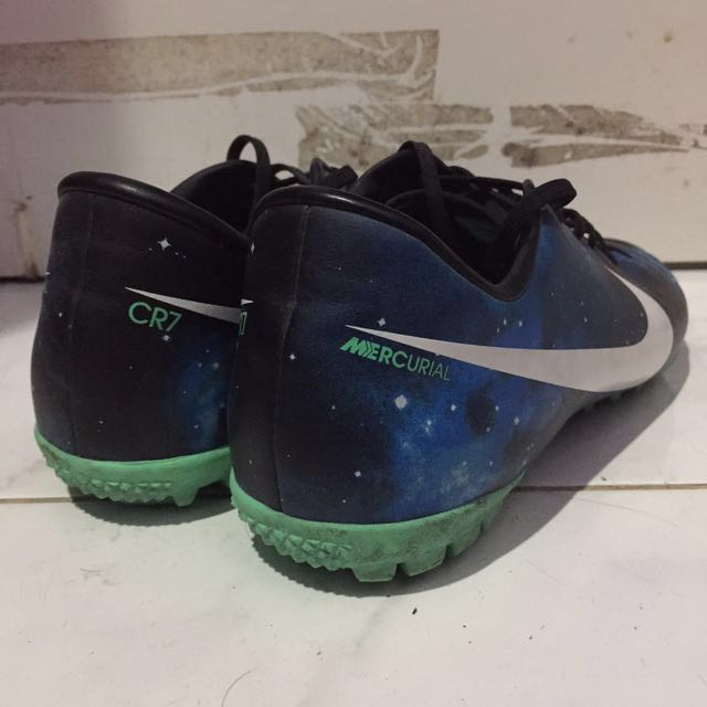 nike mercurial galaxy