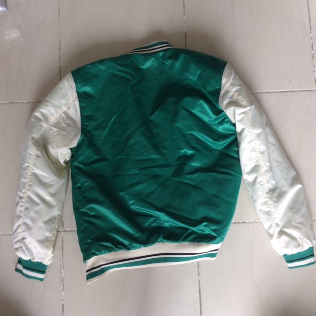 Supreme athletic wear online