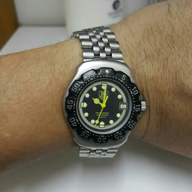 Tag heuer best sale f1 classic price