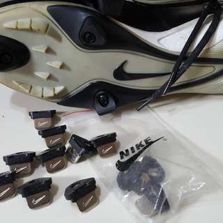 Nike Baseball Shoes And Nike Baseball Gloves