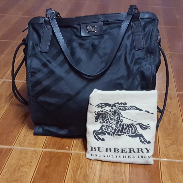 burberry packable nylon tote