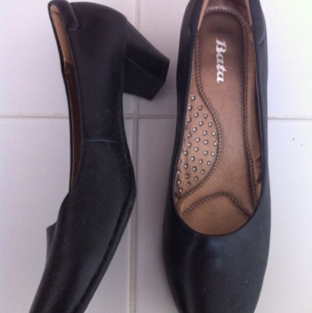 Bata Women's Black Court Shoes Size 40 