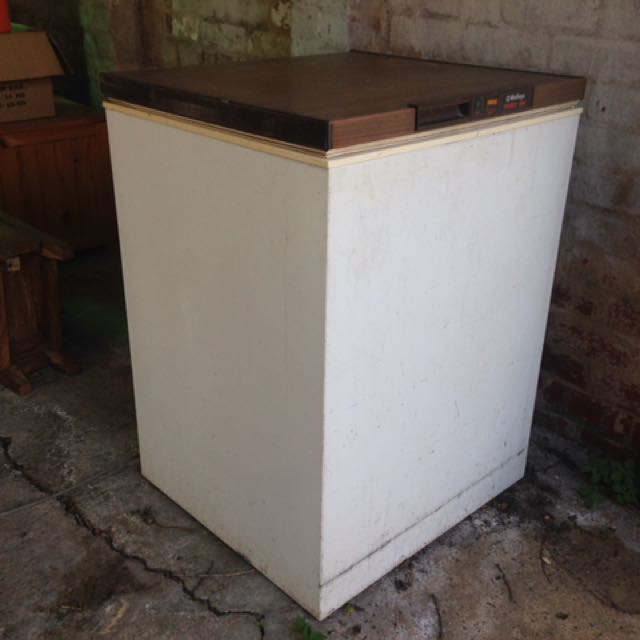 Tucker discount box freezer