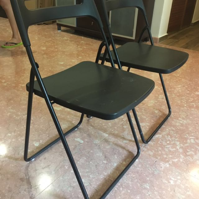 $10 folding chairs