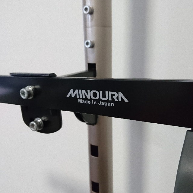 minoura gravity stand