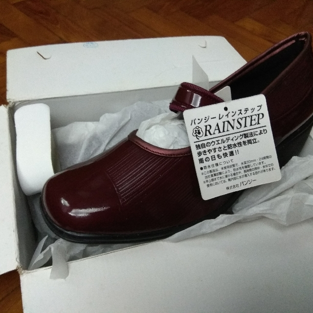 PANSY COMFORT WATERPROOF SHOES Women s Fashion Footwear Heels on Carousell