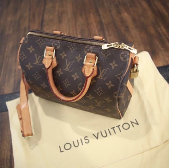 lv speedy bandouliere 30, Women's Fashion, Bags & Wallets, Purses & Pouches  on Carousell