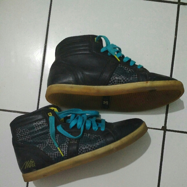 sepatu dc skateboard