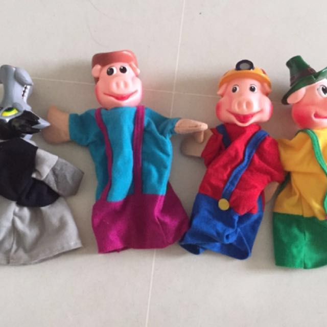3 little pigs toy set
