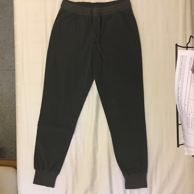 track pants uniqlo