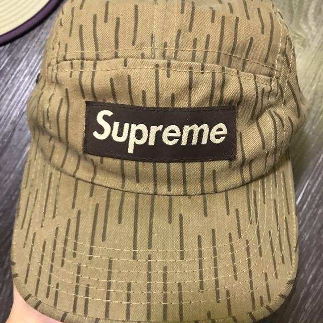 03 SUPREME RAINDROP CAMO Camp Cap, Men's Fashion, Watches