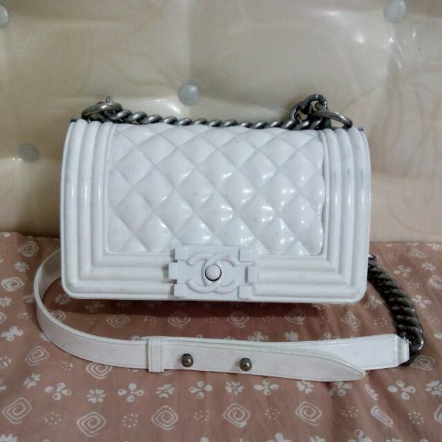 chanel jelly toy