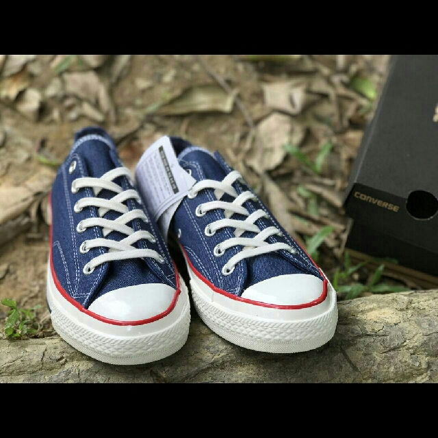 converse red line