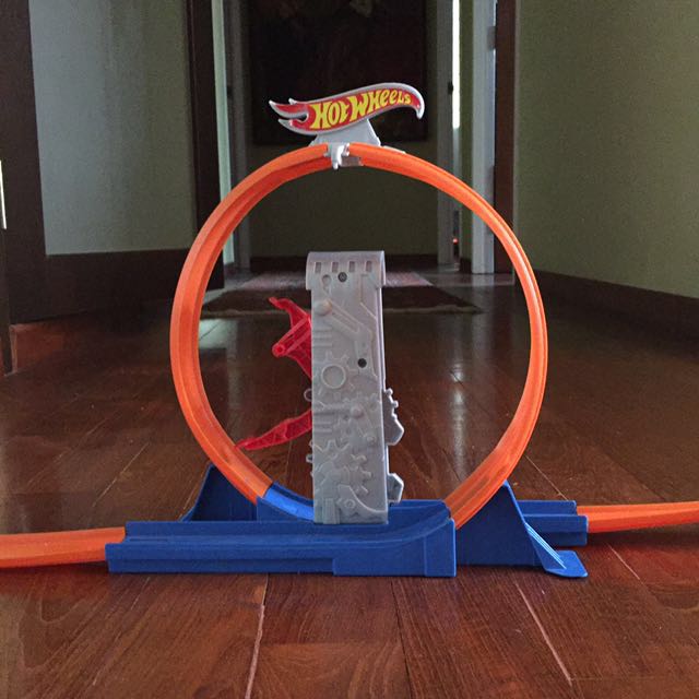 hot wheels action mega rally set