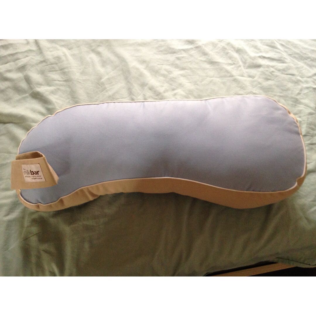 Milk bar breastfeeding pillow 2025