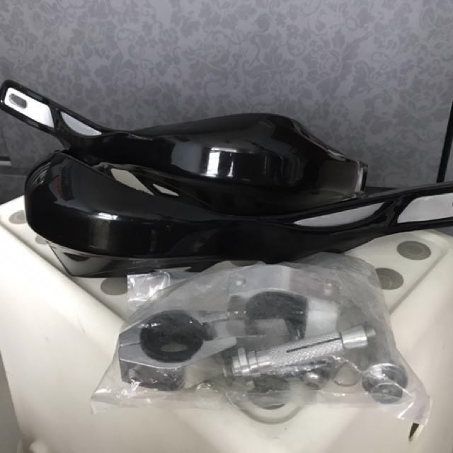 Aluminum hand guard (black), Sports Equipment, Bicycles & Parts, Parts