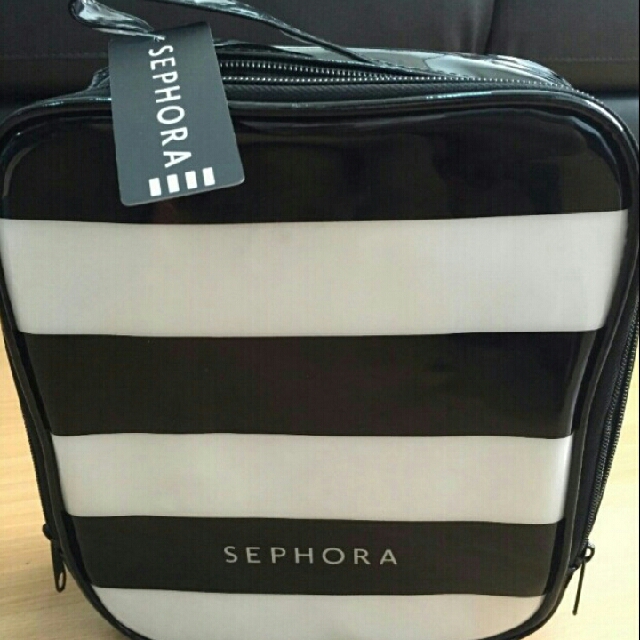 Black And White Sephora Make Up Bag Health Beauty Makeup On Black And White Sephora Make Up Bag Health Beauty Makeup On Carou