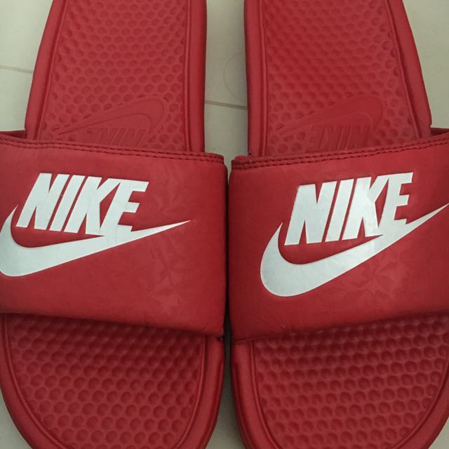 Red nike flops on sale