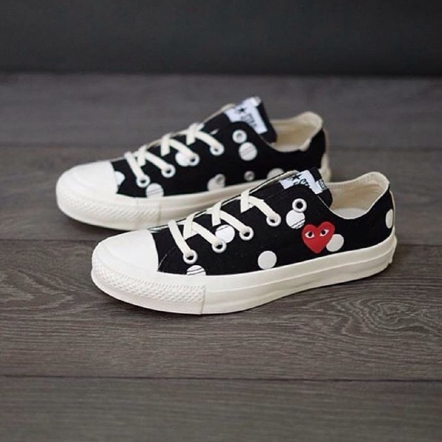 cdg polka dot converse