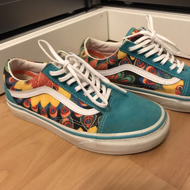 FAST DEAL VANS SHOES BOHO PRINTS US 5.5