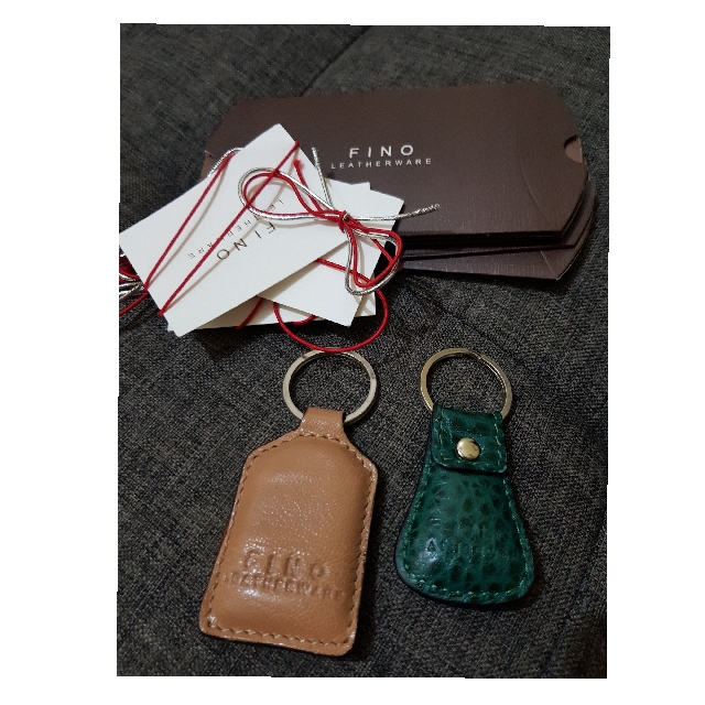 Fino leatherware top keychain