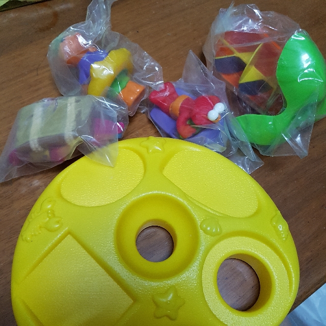 splashin bucky bath toy