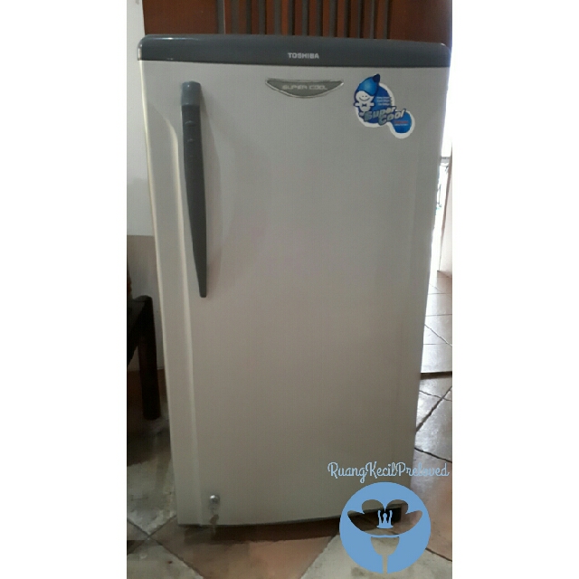 Freezer Asip Toshiba Glacio Super Cool 4 Rak Elektronik Lainnya
