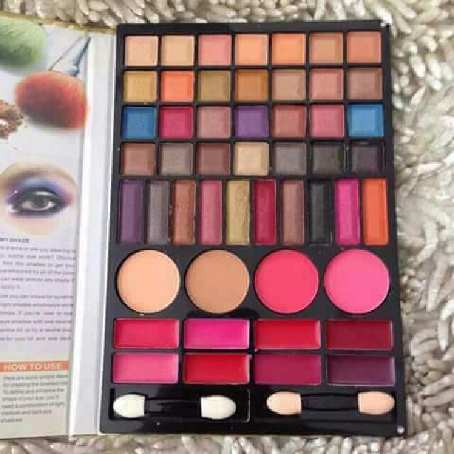 Naked Makeup Kit Health Beauty Makeup On Carousell