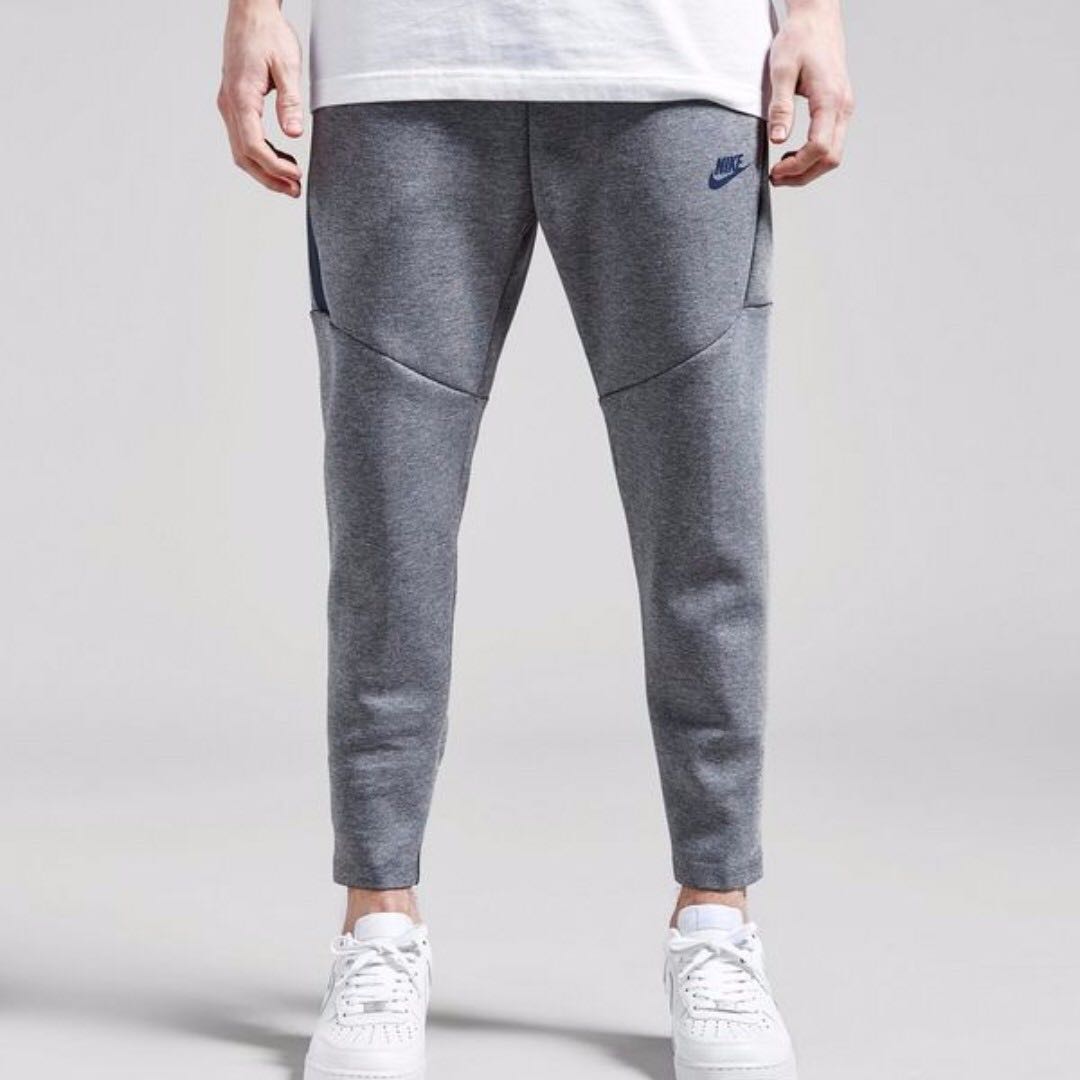 nike tech fleece cropped pants