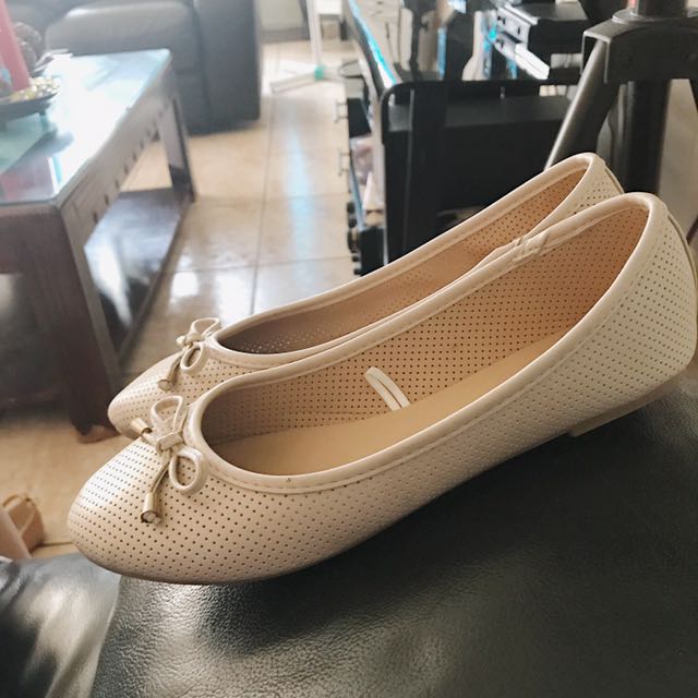 Parisian Nude Doll Shoes, Women's Fashion, Footwear, Flats & Sandals on