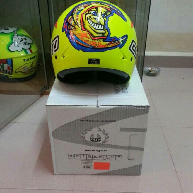 Agv sun moon helmet online
