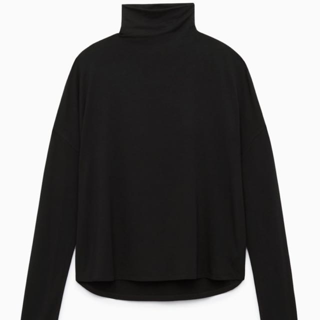 Aritzia Babaton Seaton shirt turtleneck 