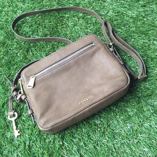 Fossil piper hotsell large crossbody