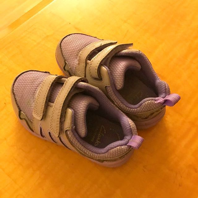 clarks infant girl shoes