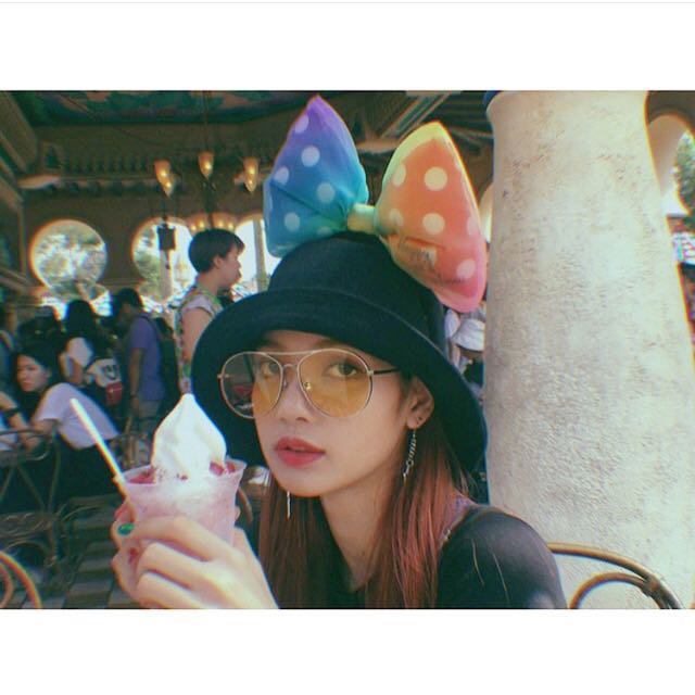 bucket hat instagram