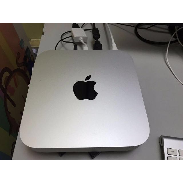 Mac Mini (Category: Desktops) located in Singapore. Submitted by candle.sg (Listing ID 85117416, Image 3). Description: condition 10/10 2.8GHz Intel Core i5 Processor Graphics Intel iris 1536 MB 16GB RAM and 2TB F-Drive HDD i'll give free apple Keyboard and Mouse.