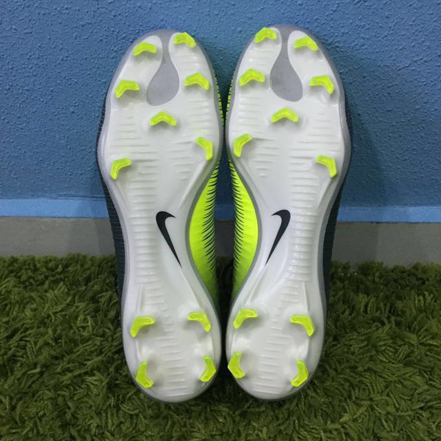 mercurial vapour 11