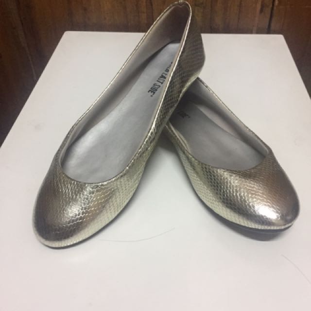 silver flats payless