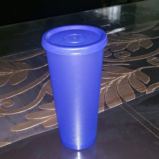 tupperware (Category: Water Purifers & Dispensers) located in Singapore. Submitted by szu.raya (Listing ID 128470770, Image 3). Description: item is kept in the cabinet. have not use it at all.